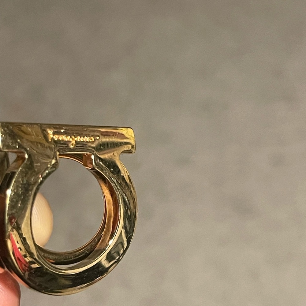 Authentic Salvatore Ferragamo Gold Gancini Scarf Ring - Picture 3 of 4